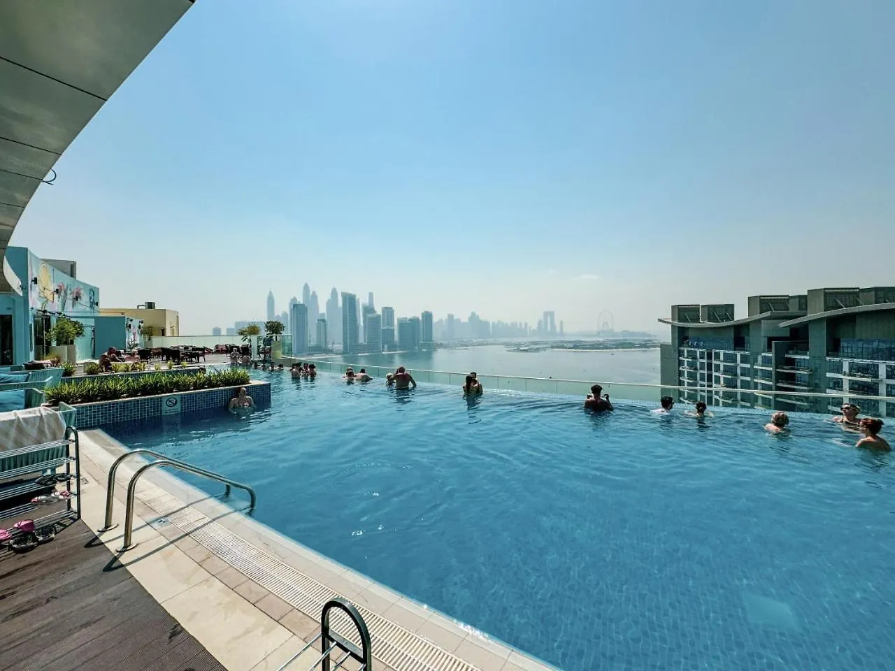 Seven Palm Apartment With Private Beach Access And Infinity Pool Dubaj